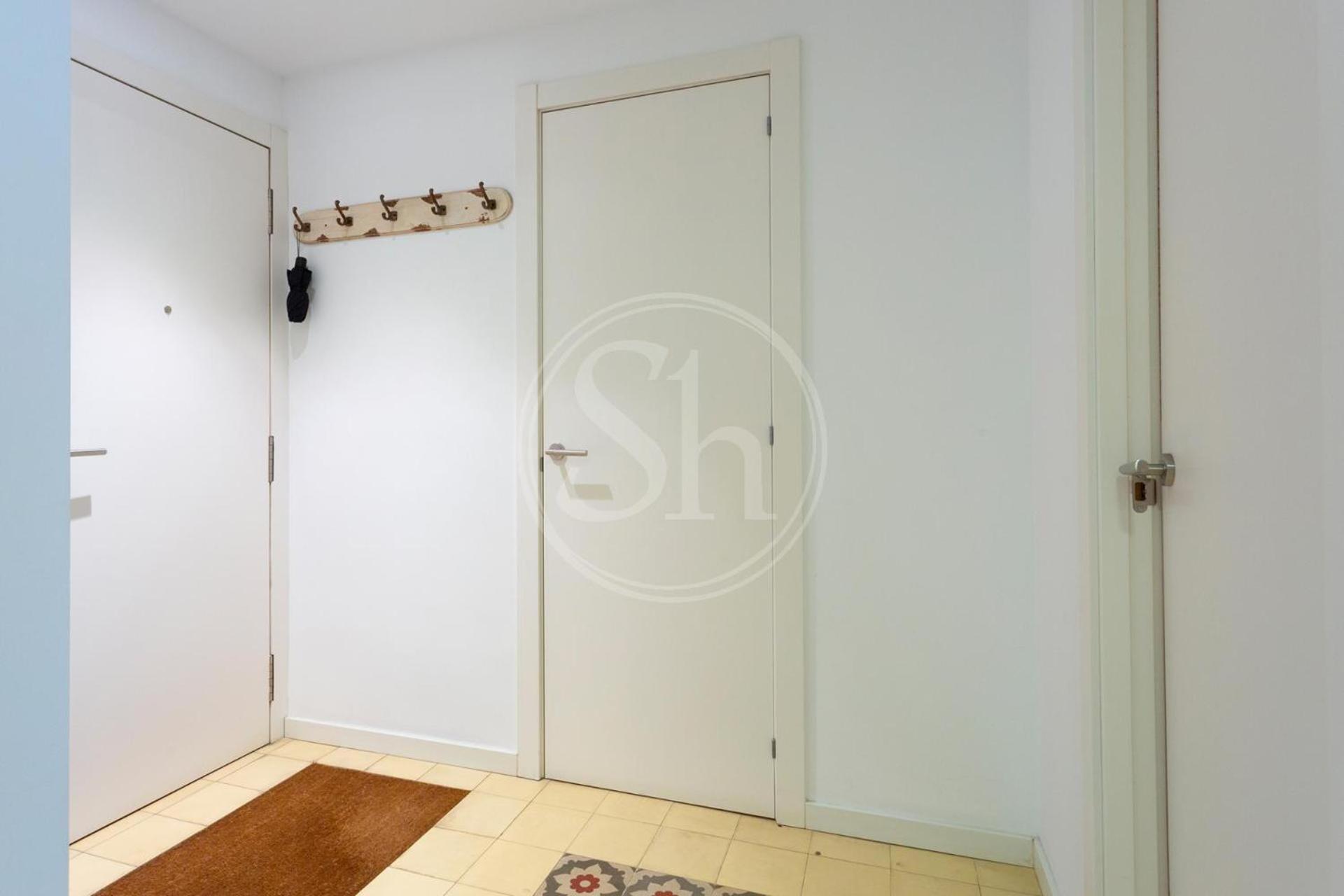 Moderno Apartamento En Eixample 巴塞罗那 外观 照片