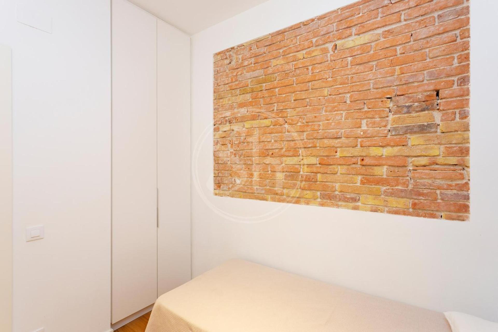 Moderno Apartamento En Eixample 巴塞罗那 外观 照片