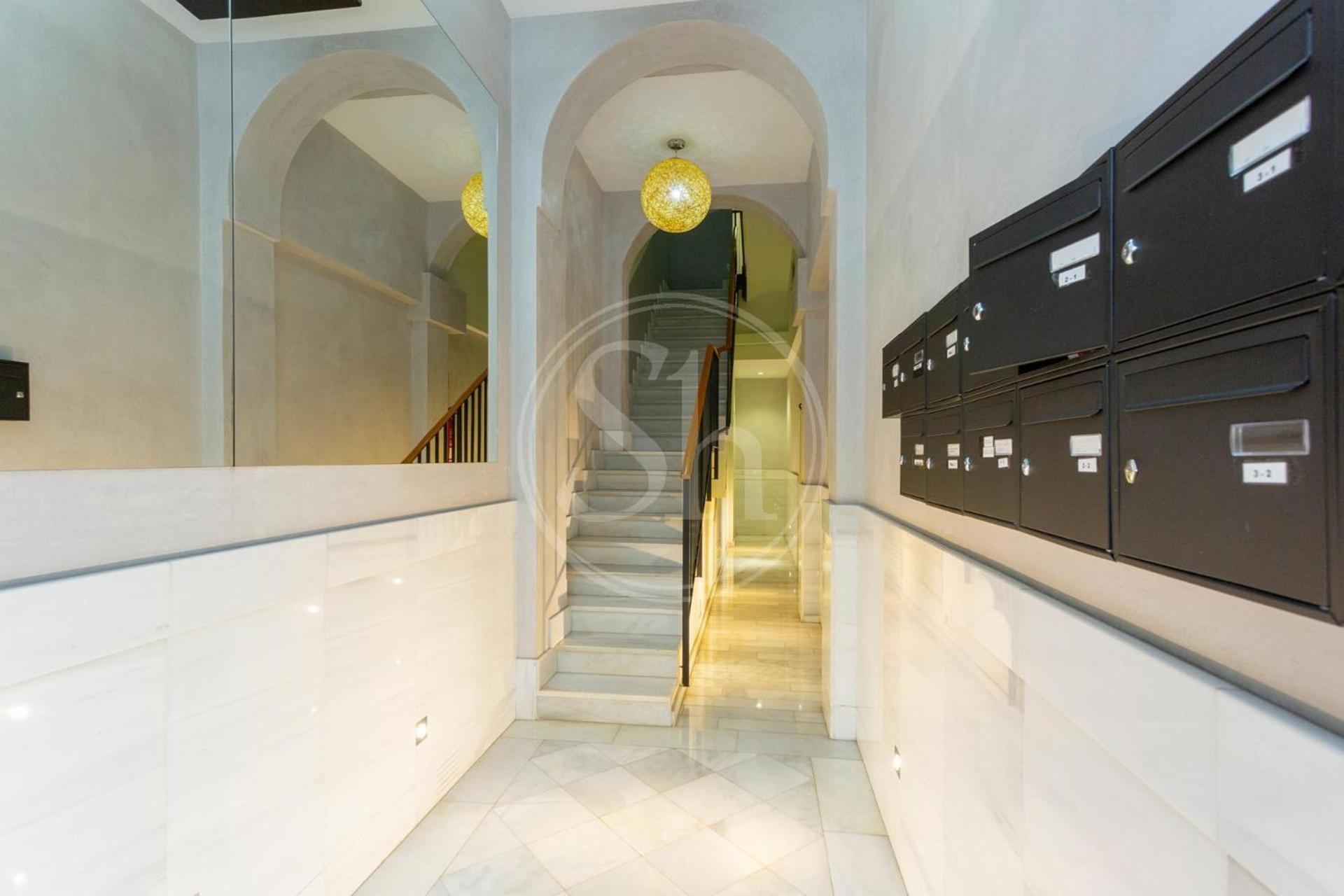 Moderno Apartamento En Eixample 巴塞罗那 外观 照片